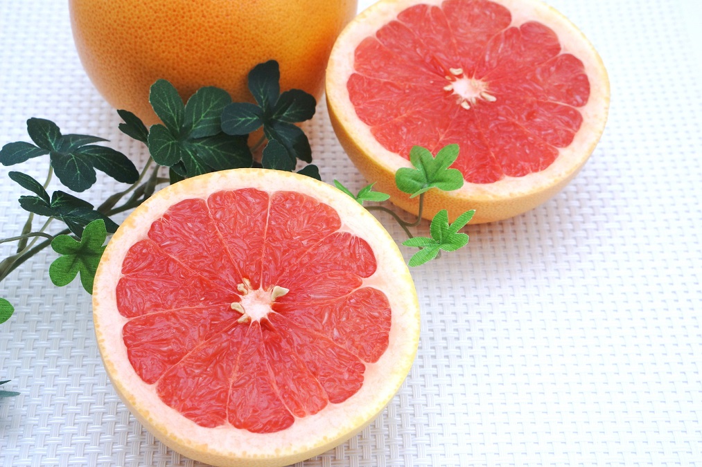 【グレープフルーツの効果７つ】果実も香りも効く万能フルーツ